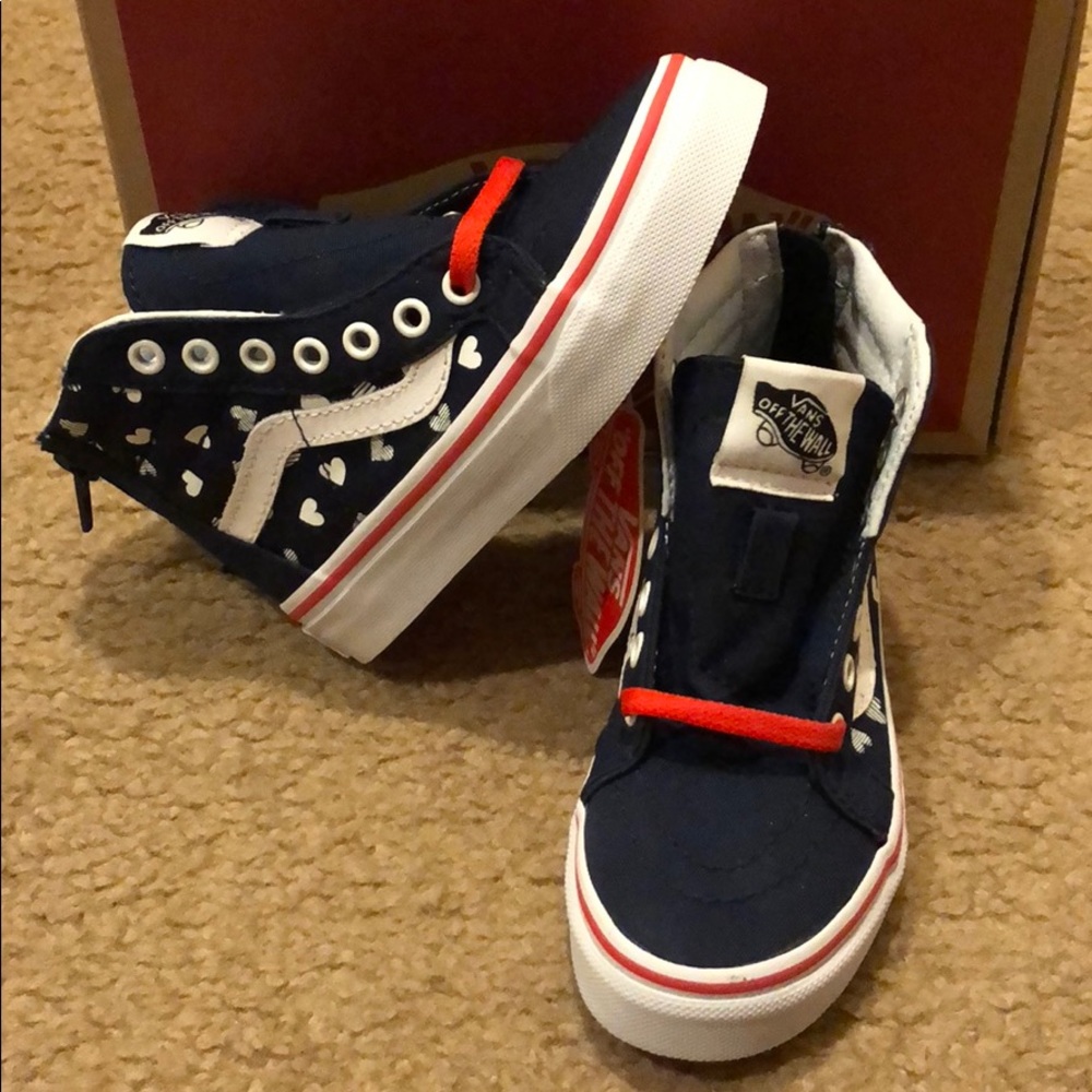 Hearts Sk8Hi Zip Vans